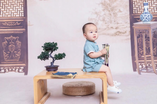 五指山宝宝散光怎么办